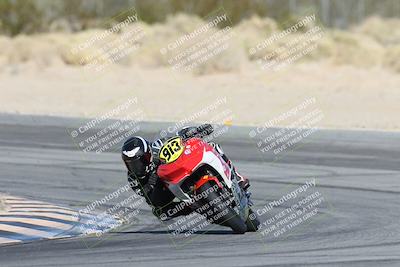 media/Dec-07-2025-CVMA (Sun) [[3e7d2de5dc]]/Race 9-Formula UL Shootout/